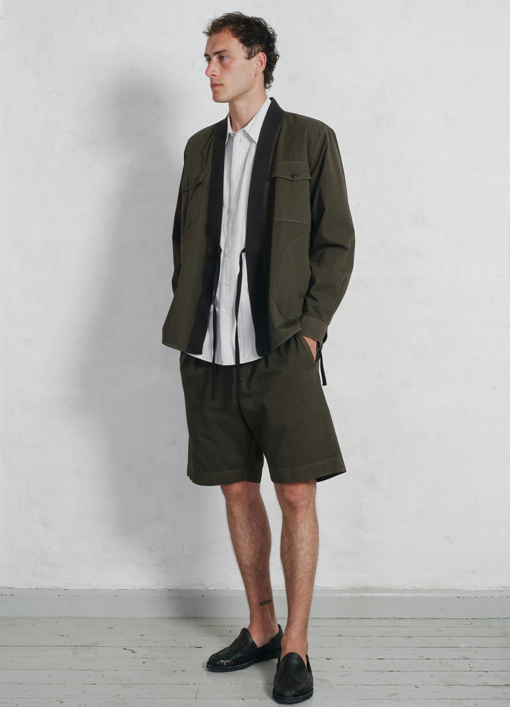 HG Kaare Wide Pleated Shorts Olive Drill