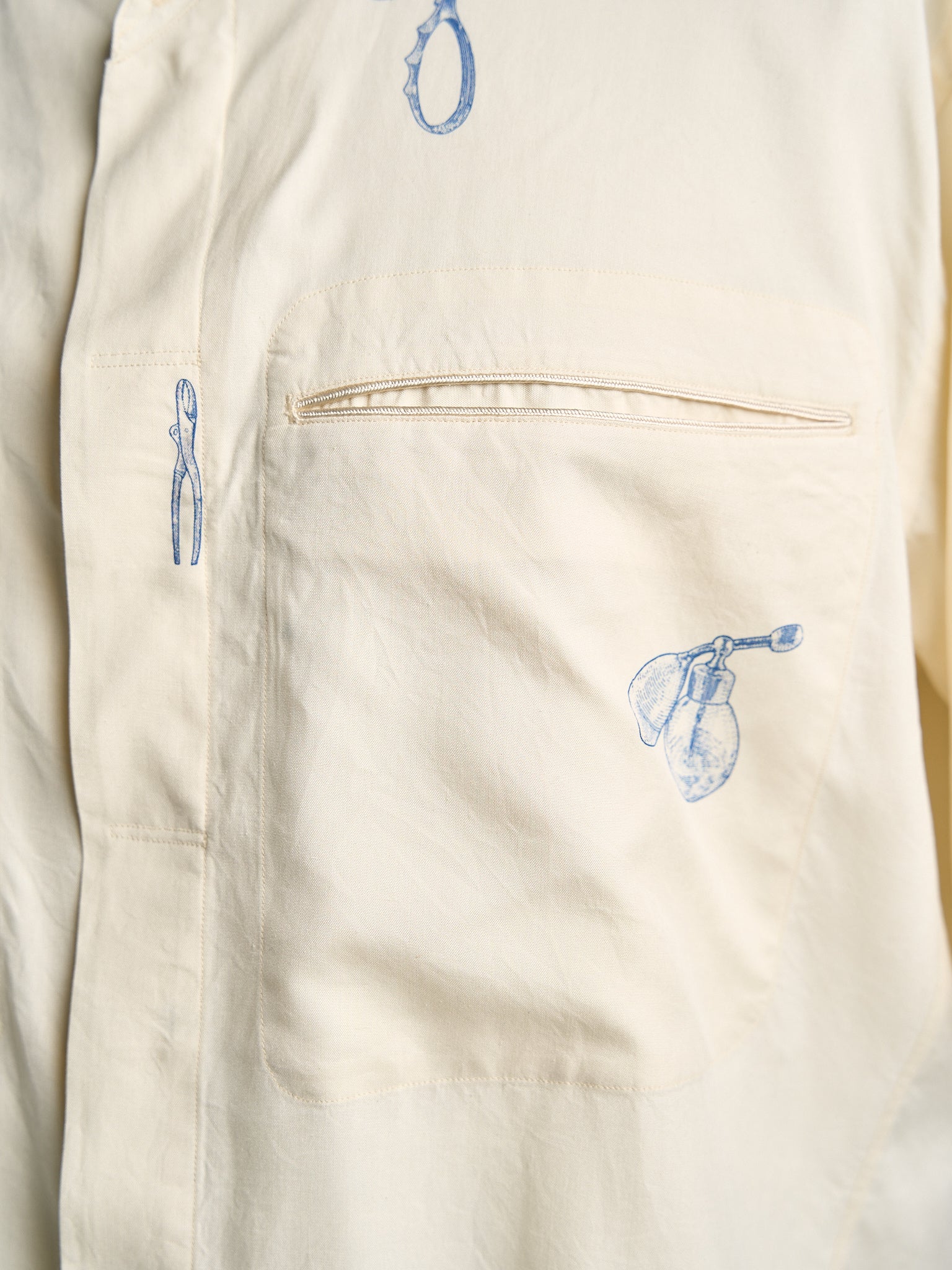 Motiv Karo Shirt Printed Silk Blue on Cream