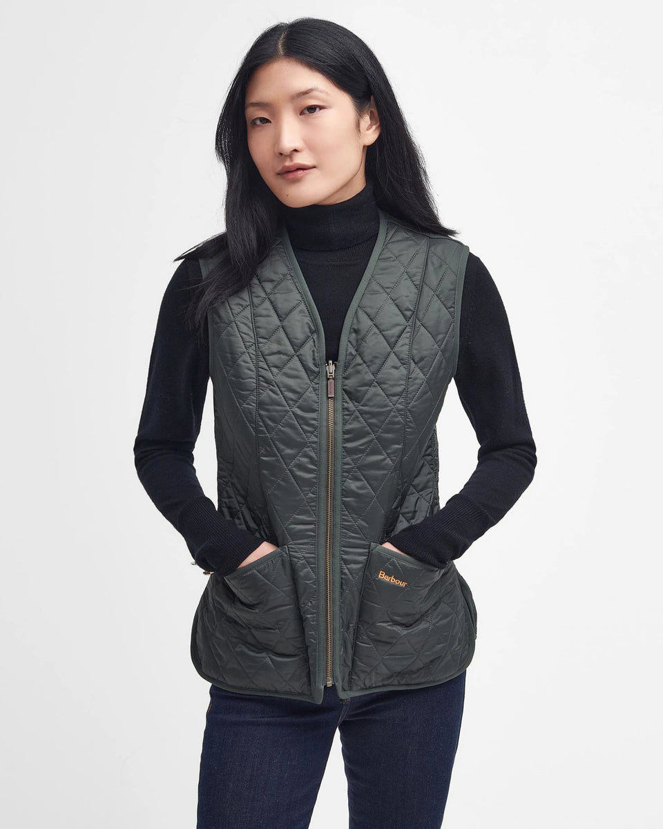 (取寄) バブアー レディース フリース ベティ ライナー ベスト - ウィメンズ Barbour women Fleece Betty Liner Vest - Women's Black/Black Barbour Women Betty Fleece Zip-in Liner Dark Olive – Store Du Nord