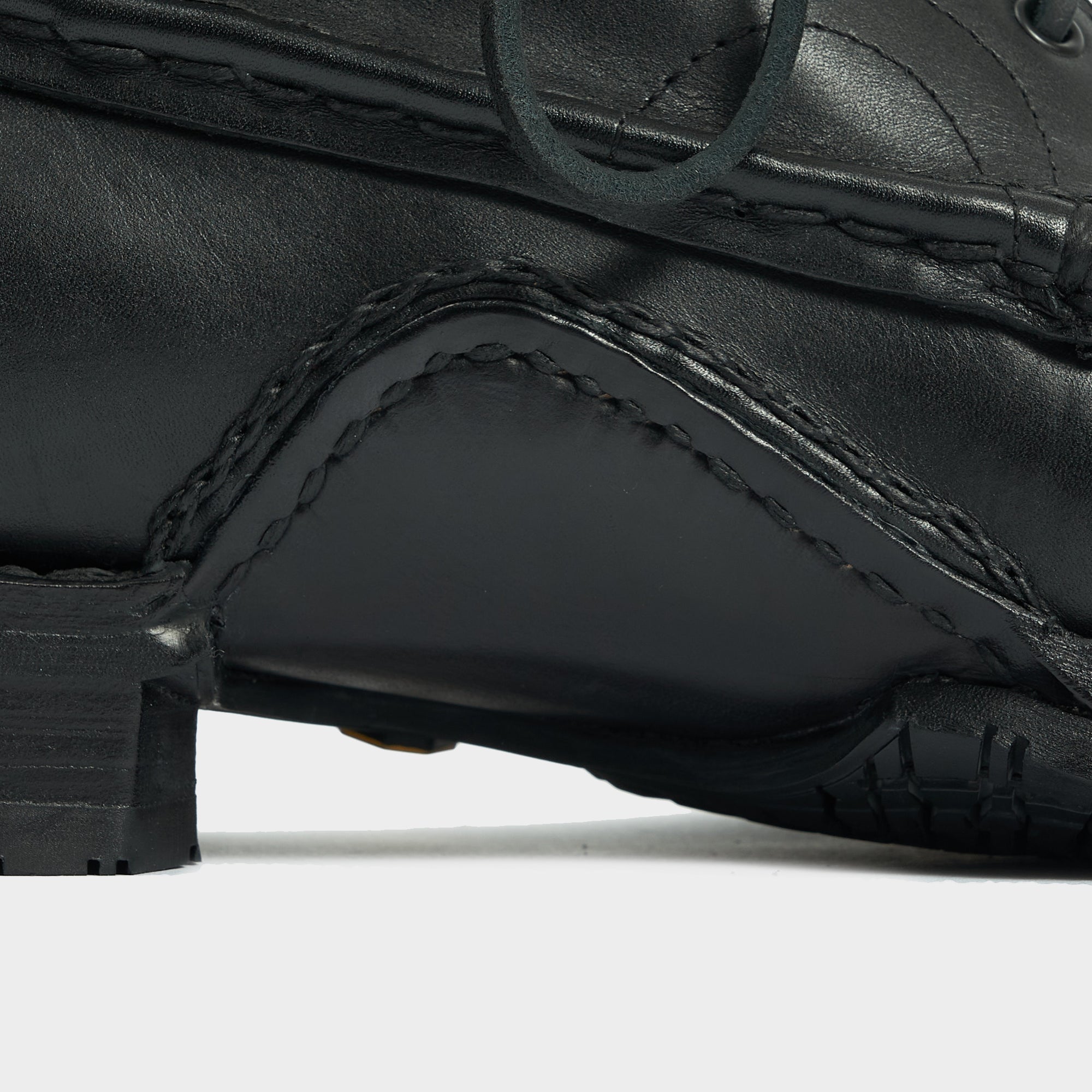 ASP Hunter Moc Vachetta Leather Black