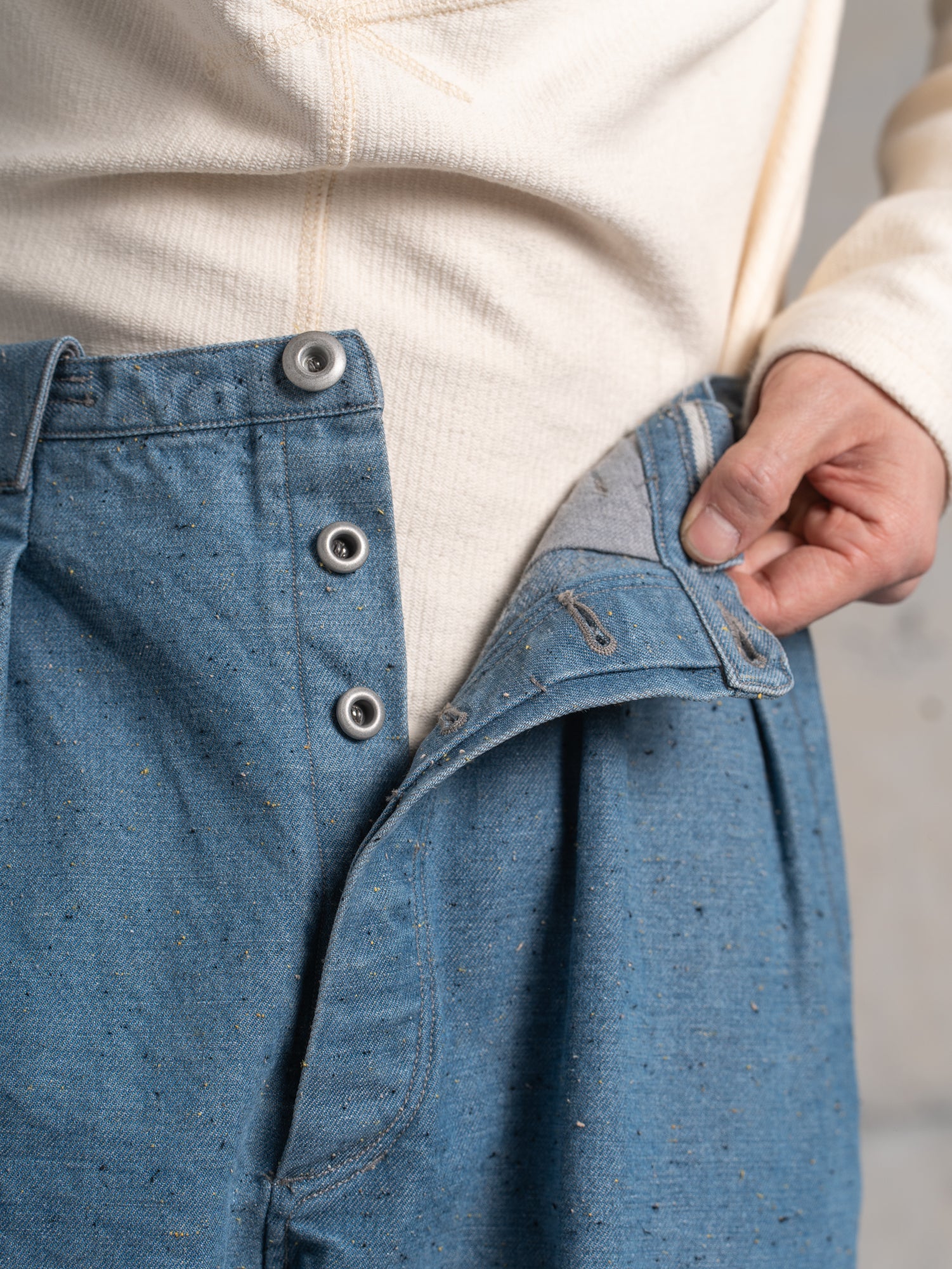 Motiv Pleat Denim Trousers Donegal Denim/Horizon
